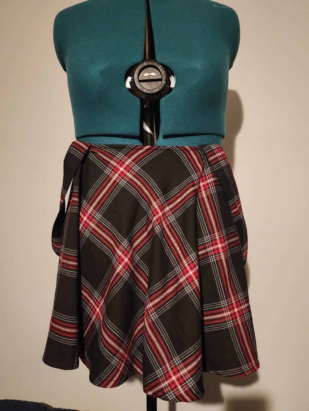 Hot Topic Black and Red Plaid Circle Skater Skirt